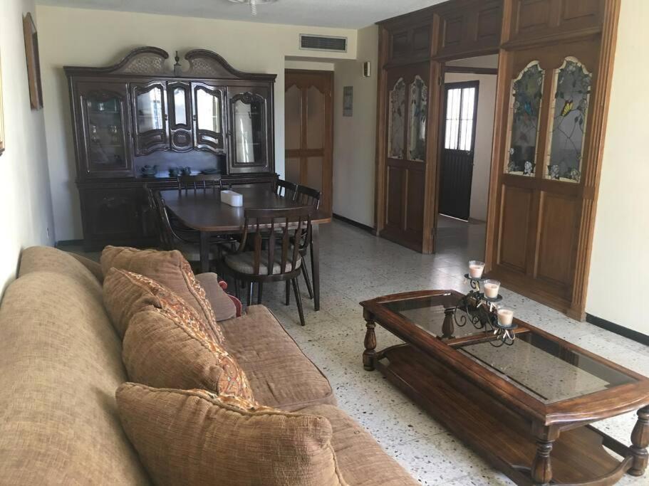 Casa Muy Comoda En Excelente Lugar Hermosillo Exterior photo